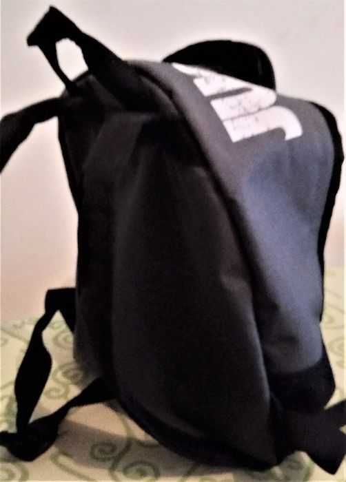 Mochila Nike (mini)