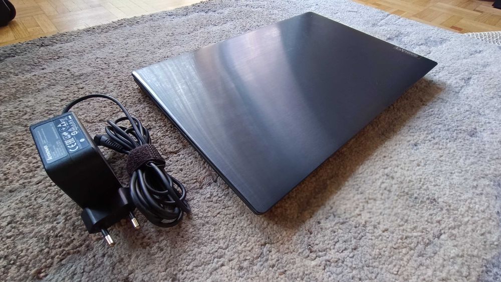 LENOVO IdeaPad S145 AMD4x3,5GHz RAM-20GB NVME256GB+1TBSSD Radeon-2GB wifi bt