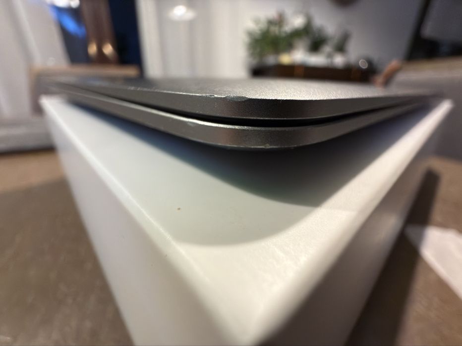 MacBook Air 13” M1 A2337 8GB RAM