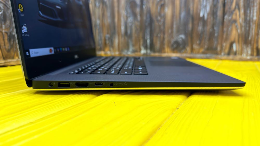 Ноутбук Для Роботи і Навчання Dell Precision 5520 /i5-7440HQ/SSD 256GB