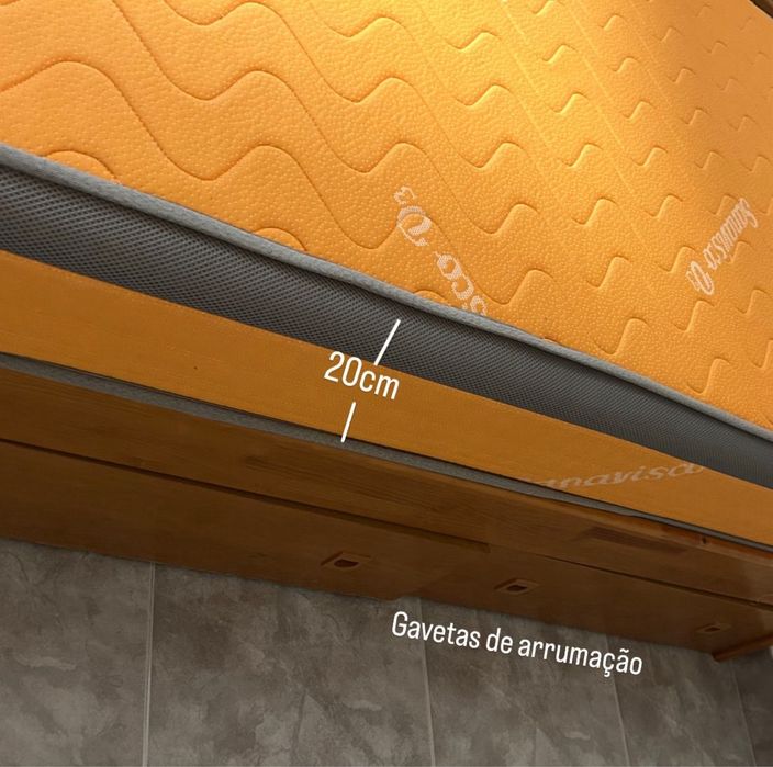 Cama solteiro de madeira maciça c/ colchão viscoelastico