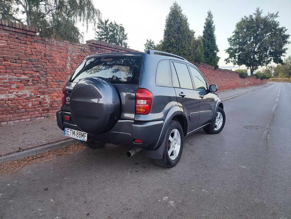 TOYOTA RAV4 2005r. 4x4 diesel