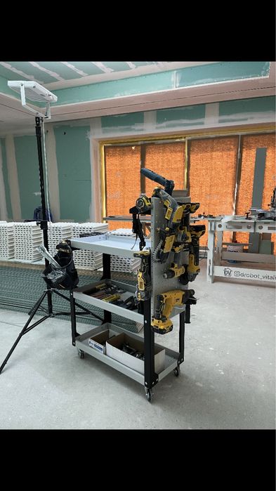 Тележка для инструмента