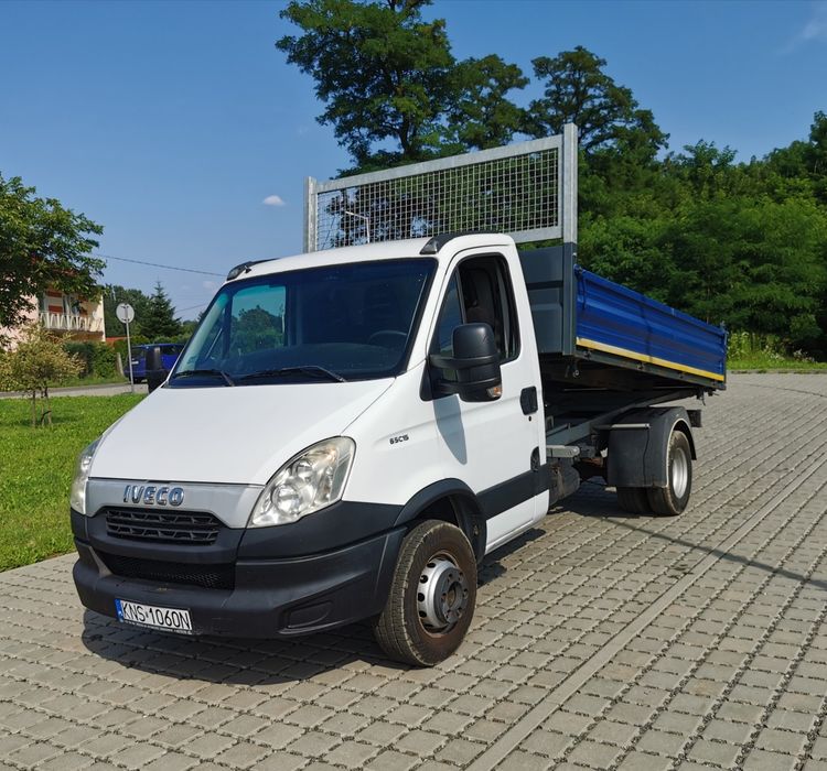 Iveco Daily 65c15 50c15 do 3.5 t  nowa  wywrotka 3 strony bardzo solidny  wzmocniony