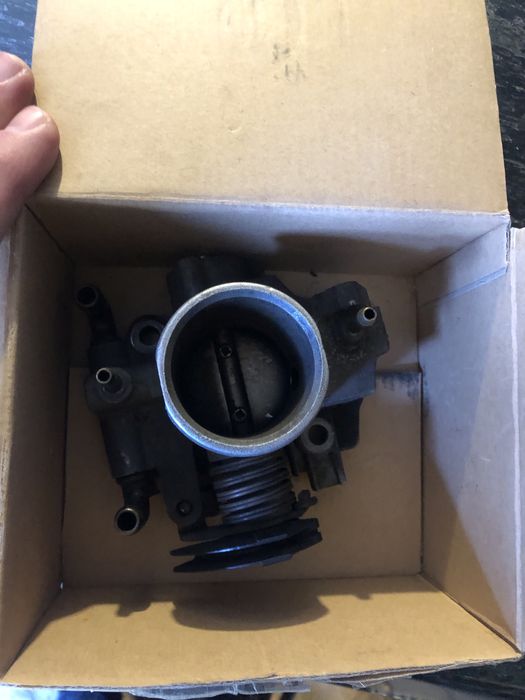 Дроссельный заслонка Ваз