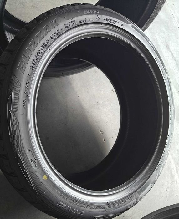R20 275 40 шини 2шт зимові Bridgestone Blizzak DM-V2 як Нові преміум