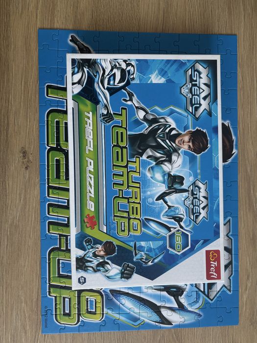 Puzzle trefl max steel