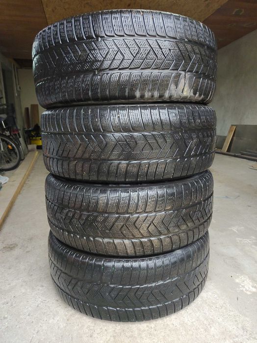 Зимові шини 255/60 R18 Pirelli Scorpion Winter