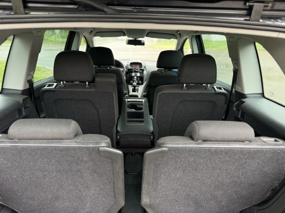 Opel Zafira 7 місць з Німеччини Розмитнена