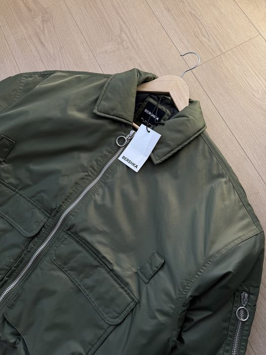 Куртка на Осінь BERSHKA Оригінал Чоловіча Ветровка Новая мужская Бомбер Bomber Jacket бершка