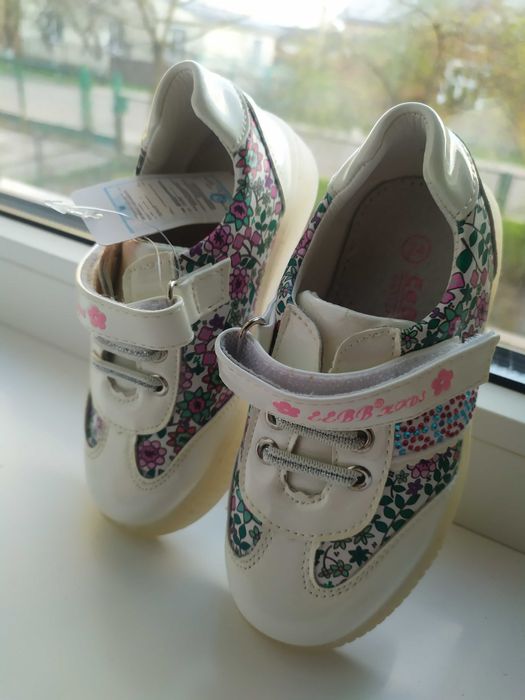 Туфельки(сліпони) для дівчинки