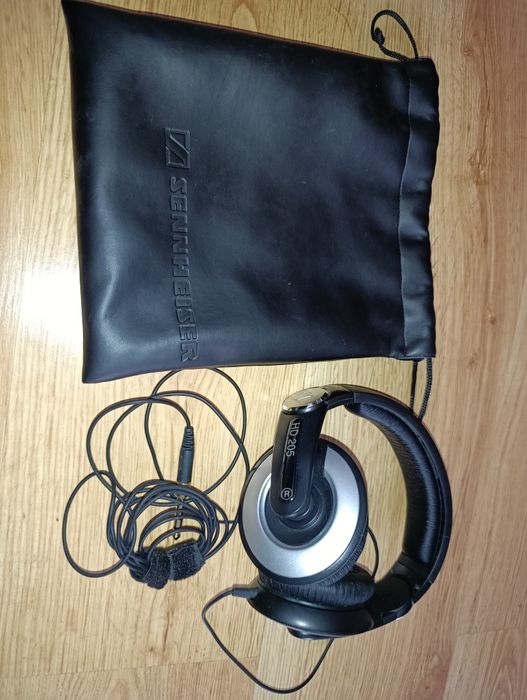 Słuchawki Sennheiser HD205.