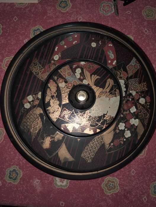 Lazy Susan (ou petisqueira giratória)