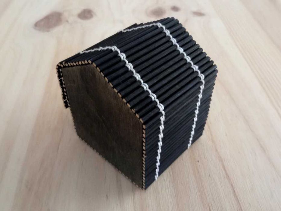 Caixa De Madeira e Bambu