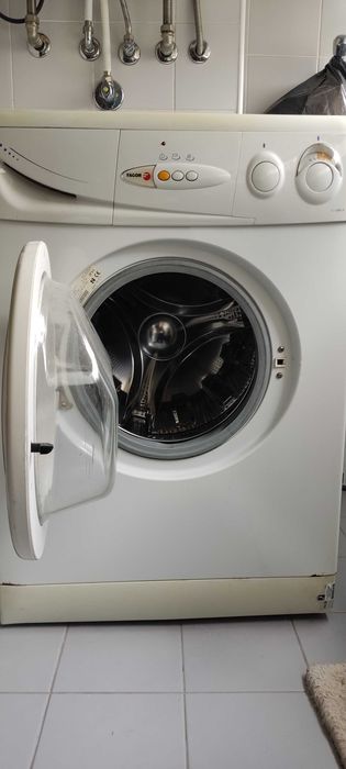 Máquina de lavar roupa Fagor [Completamente Funcional]