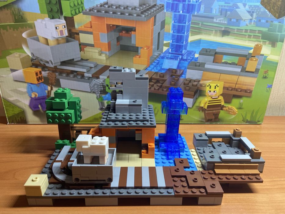 Майнкрафт. Конструктор (322 pcs)