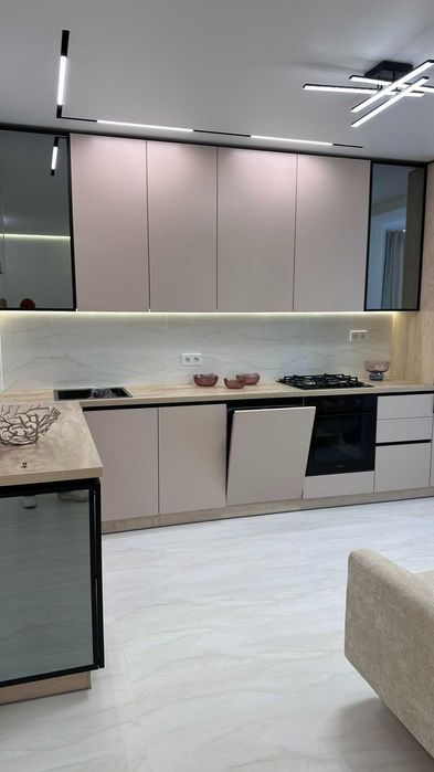 МРІЯ!Дизайнерська 2-к квартира, Софія Резиденс,Щаслива 63