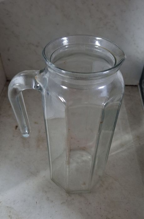 Посуд графін скляний 1 л, тарілки, бокали