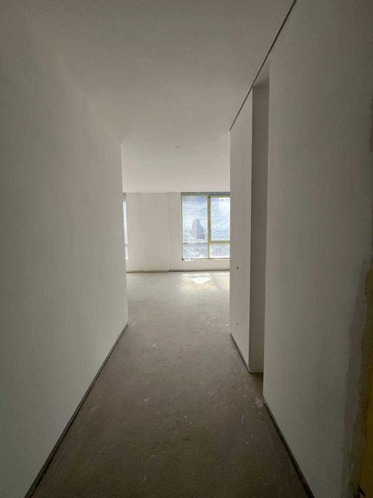 Терміново! Продається простора 2-х кімнатна квартира