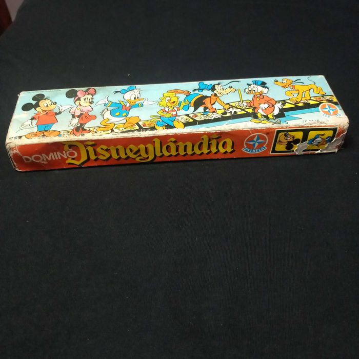 Caixa dominó Disney
