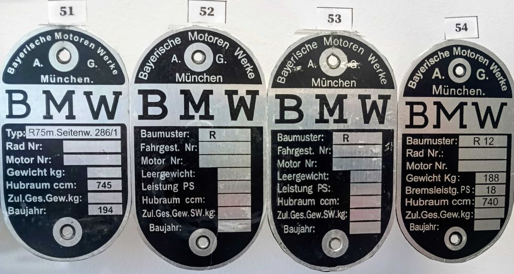 TABLICZKI ZNAMIONOWE do motocykli BMW zabytkowych (wybór)