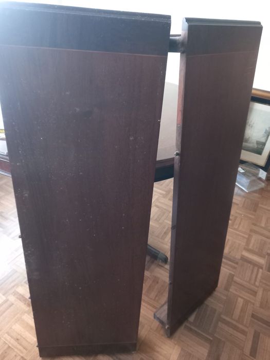 Mesa de jantar com cadeiras