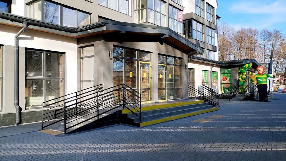 Комерційне приміщення 101 м2 в новому ЖК Desna Park Residence