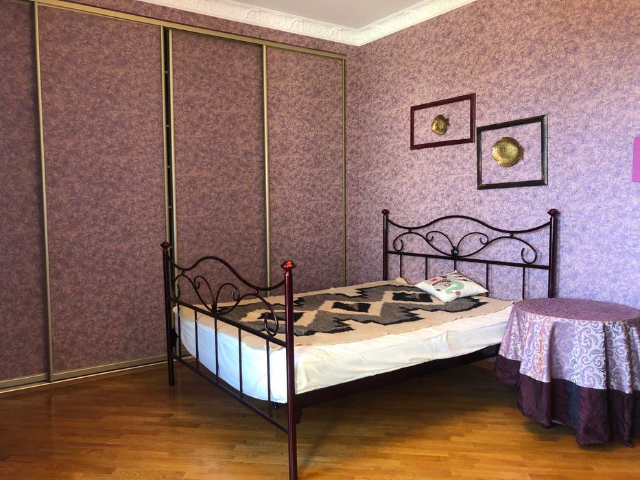 Продам дешево 120м ремонт мебель ЖК Чайка Лобановского метро 10мин