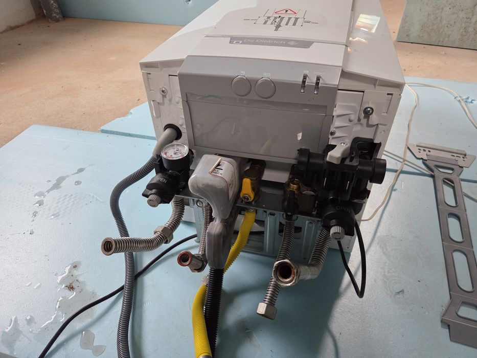 Caldeira Condensação De Dietrich EMC-M 24/28MI – Gás Natural