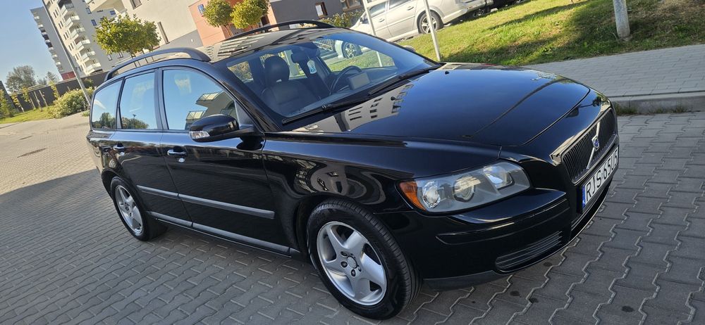 Volvo V50