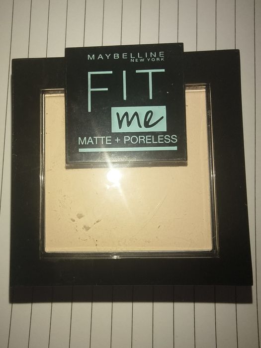 Maybelline New York puder Fit Me Matte + Poreless
