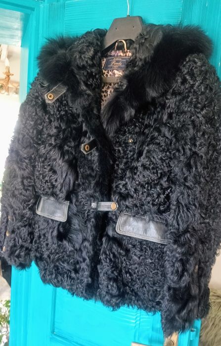 Futro naturalne koza lis z kapturem panda