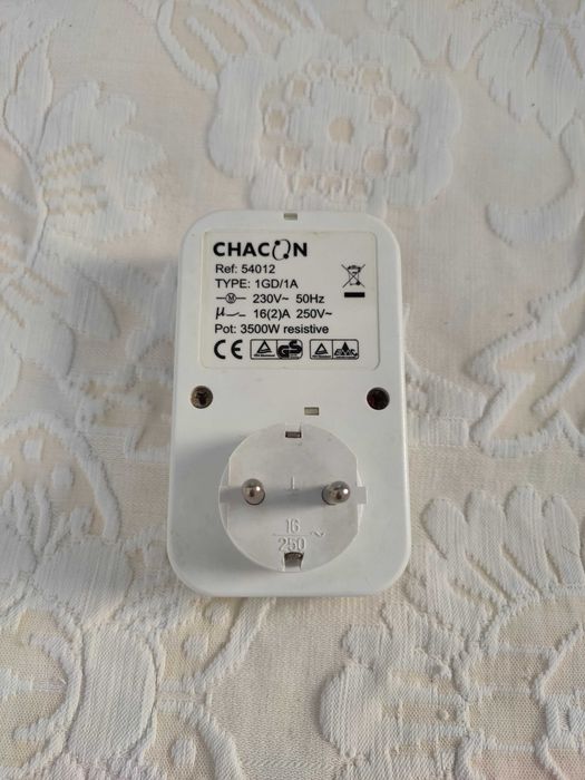 Tomada com Programador/Temporizador Analógico Chacon