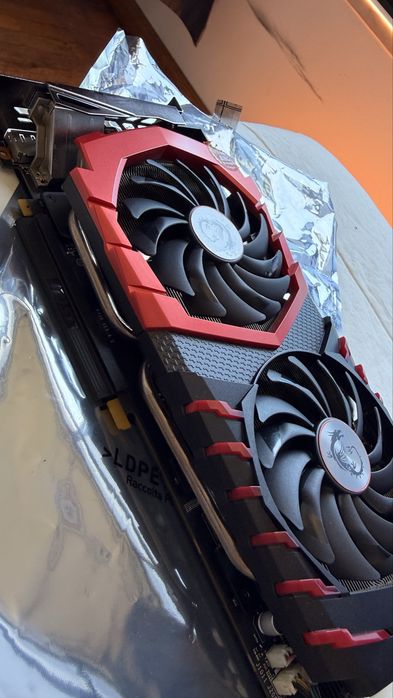 AMD Ryzen 5 1600 + MSI GTX 1070 Gaming
