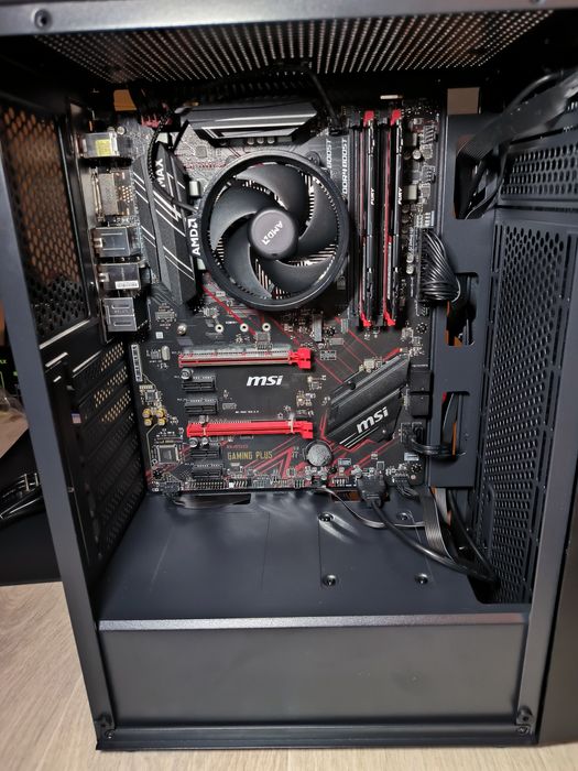 Новий! Потужний комп'ютер!