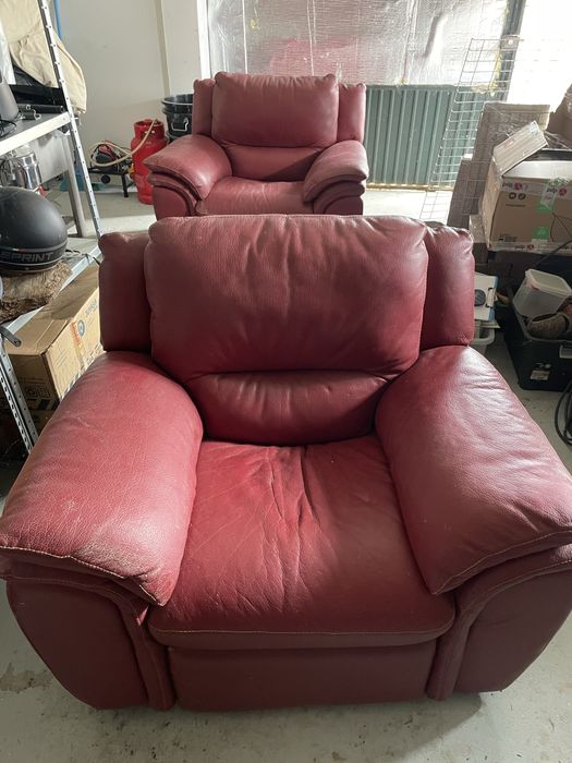 Reclining sofa chairs, very confortable