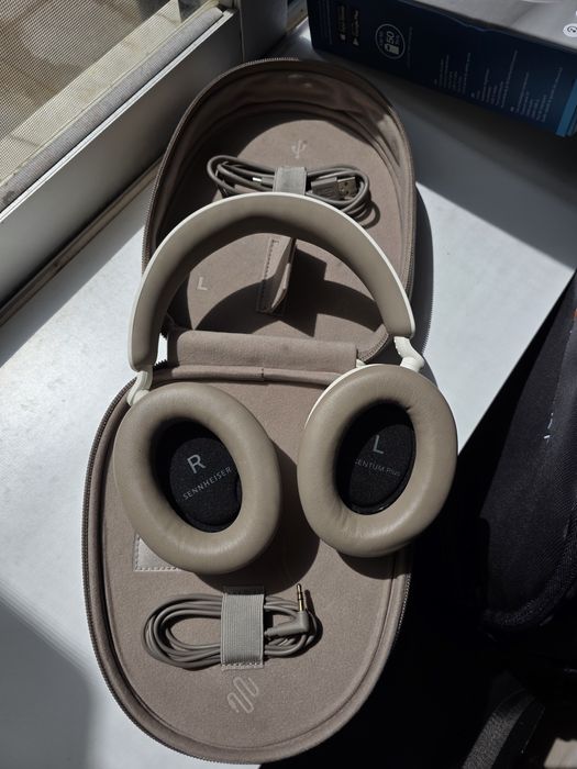 Sennheiser Accentum Plus Wireless - Auscultadores