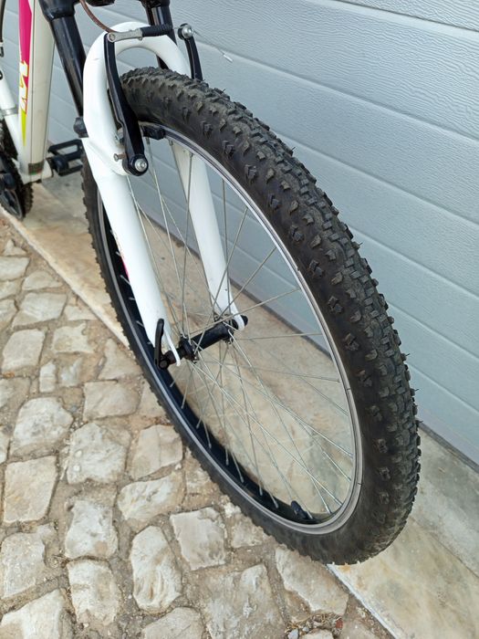 Bicicleta senhora roda 26