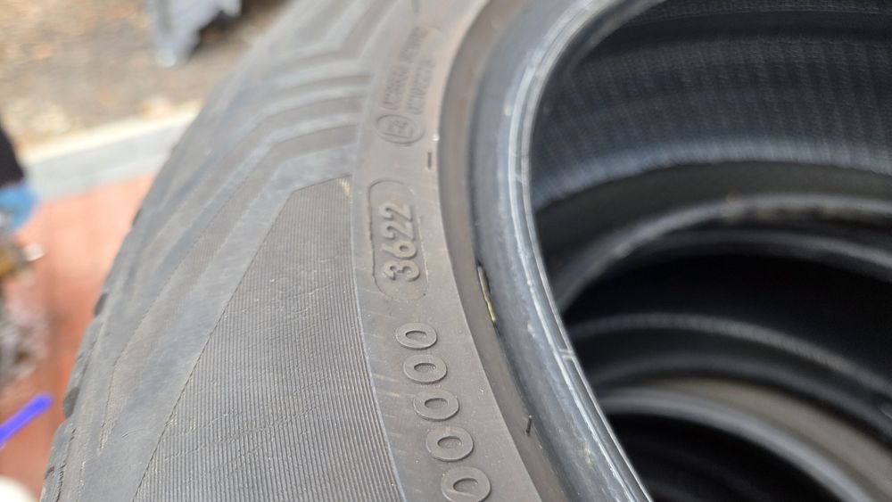 Opony wielosezonowe Vredestein Quatrac pro 225/50R17