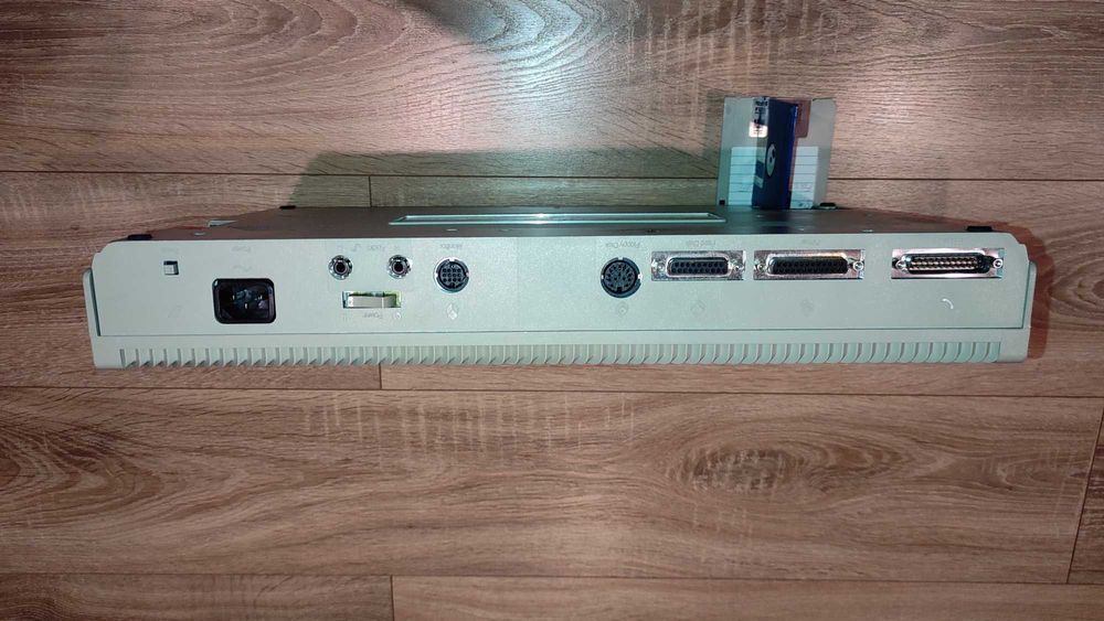 Atari STE 520 4MB RAM! Folia na Logo - Książki, Instrukcja