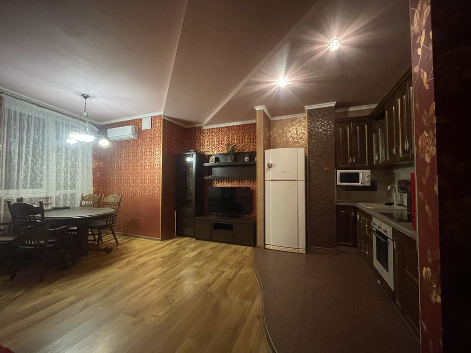 Здається квартира на Палаці Спорта