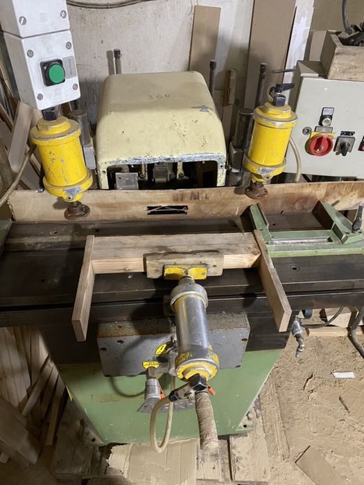 Долбежный станок Maka с пневмо прижимом. Производитель:Италия!