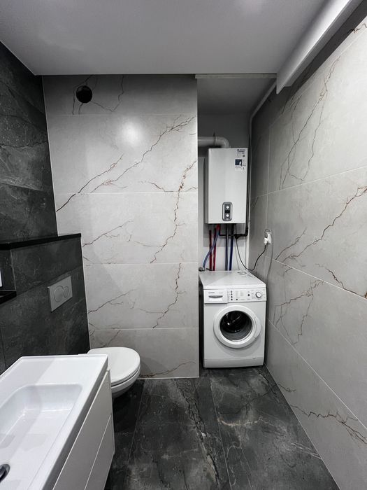 Mieszkanie  prywatnie winda miejsce postojowe obok szpitala Ligota 64m