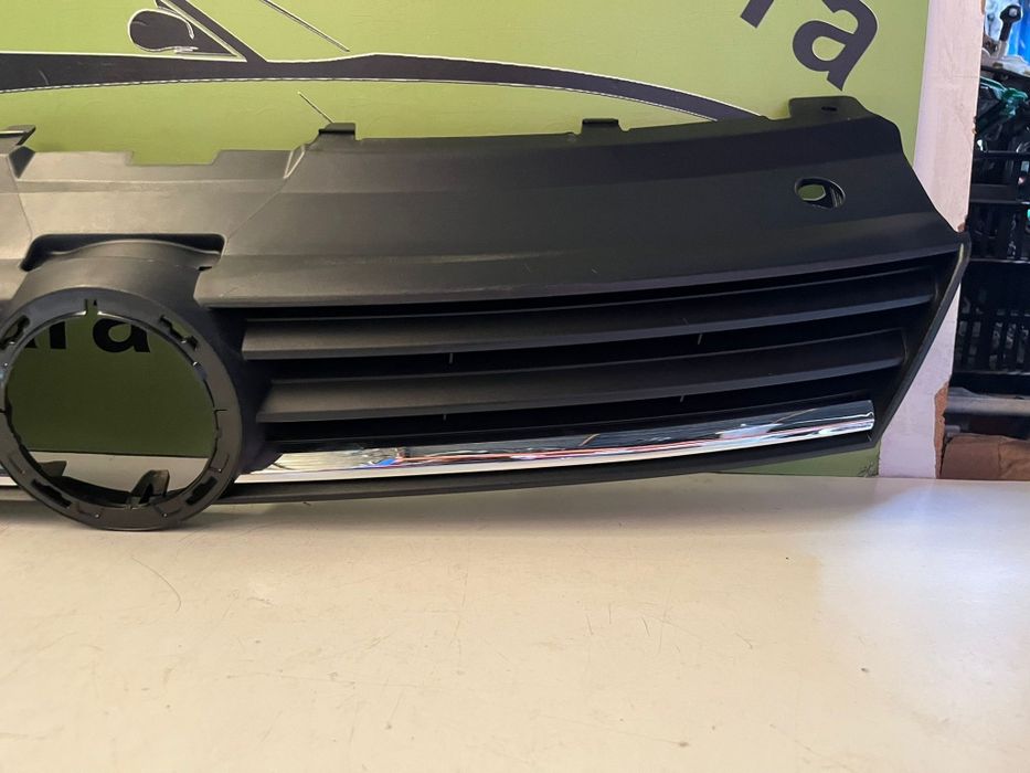 Vw Polo 6R - Grelha Frente Para Choques - G184