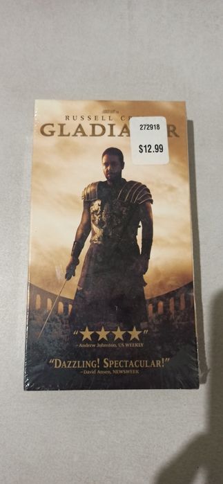 Відео касети нові