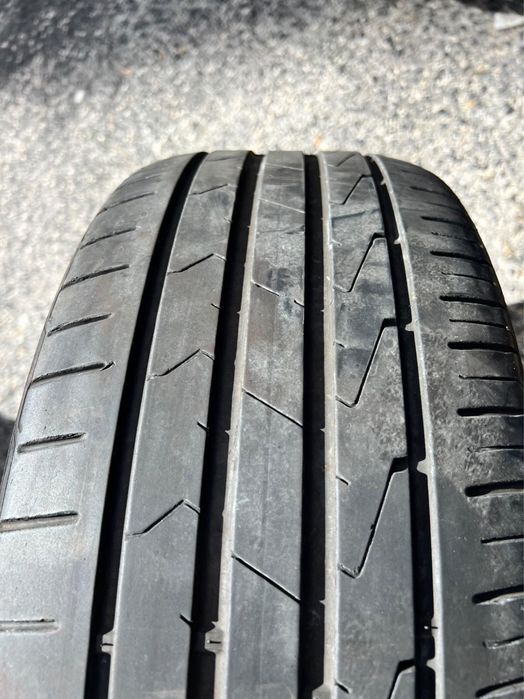 215/45/18 Hankook 2 pneus