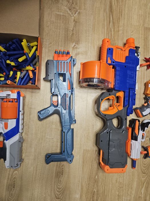 Zestaw pistoletów nerf