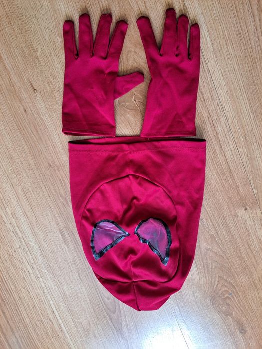 Strój Spiderman  4 części