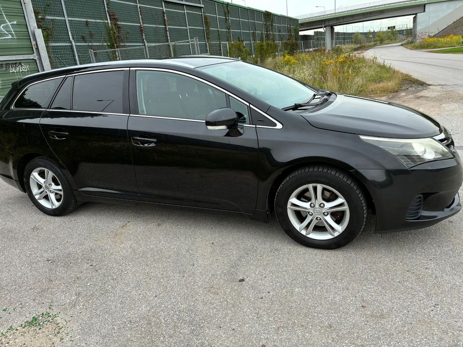 Toyota Avensis Toyota Avensis T27 2.0 D-4D – zadbany i niezawodny egzemplarz