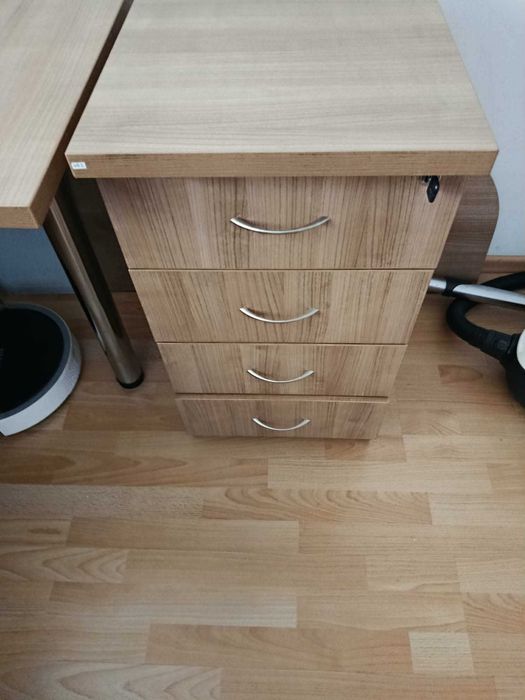 Zestaw mebli jak nowe